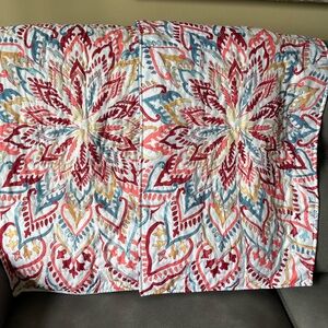 (2) COLORFUL KING SIZE SHAMS/PILLOWCASES